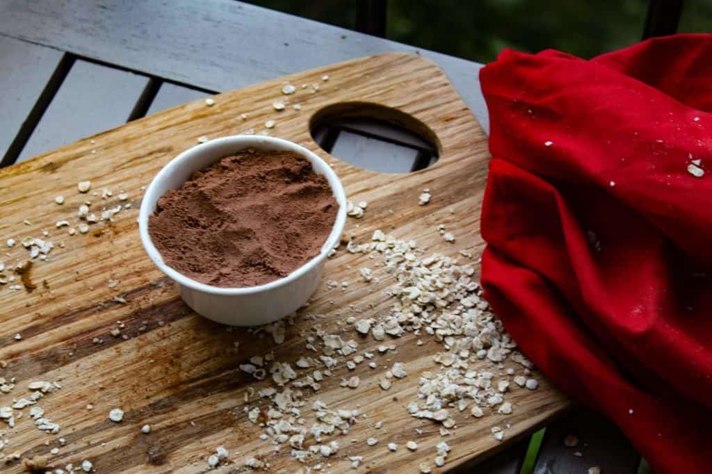 Cocoa powder and oats