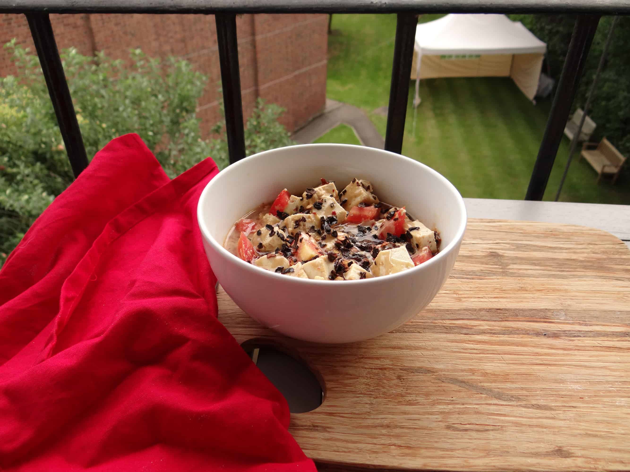 Spicy tofu tomato salad